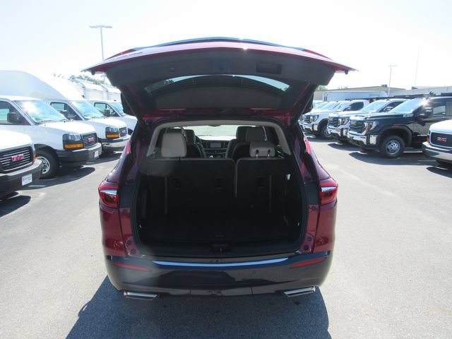 Certified 2020 Buick Enclave Essence w/ Sound and Sites Package AWD/4WD image 23