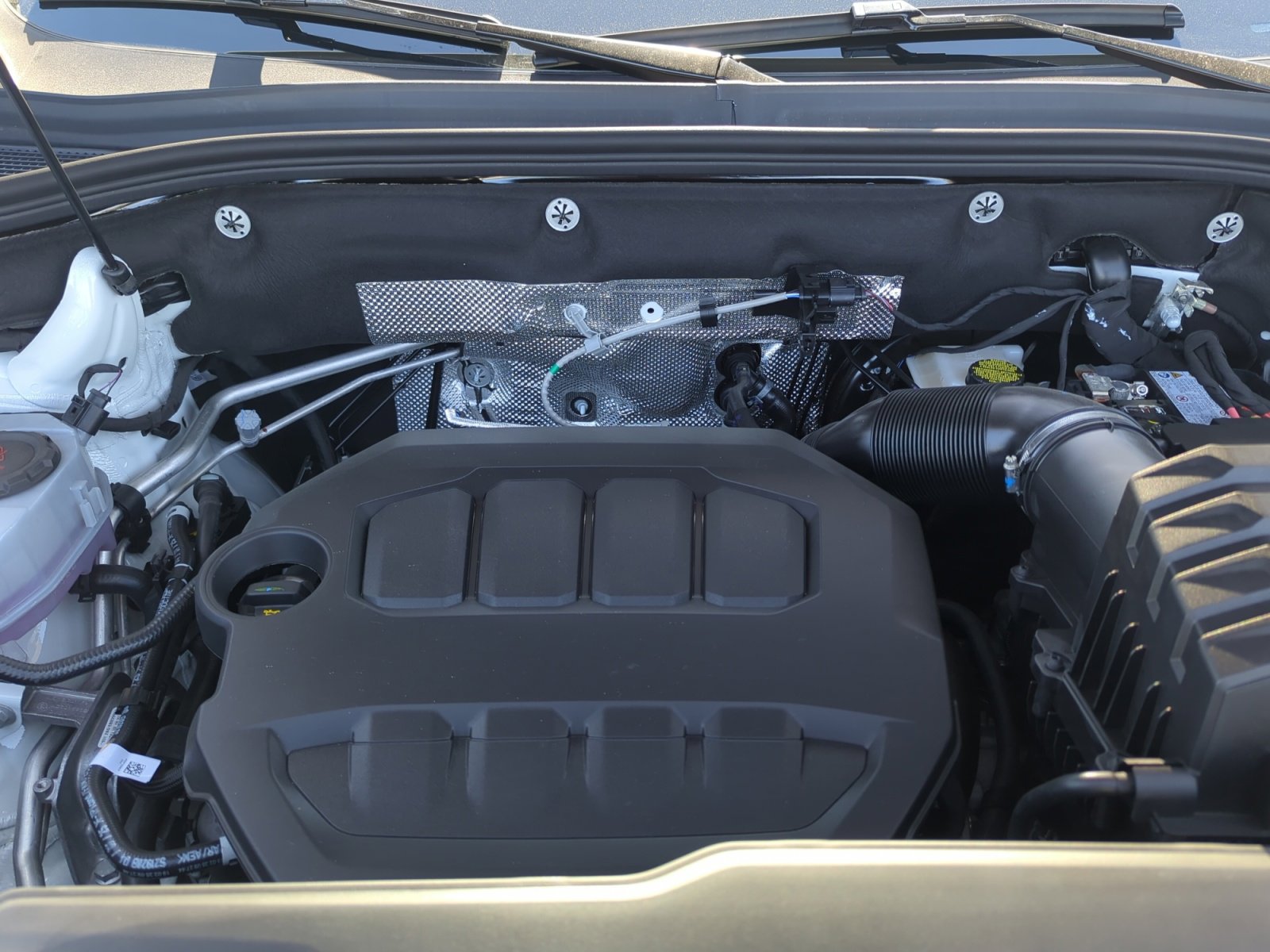 New 2026 Volkswagen Atlas Cross Sport SE image 21