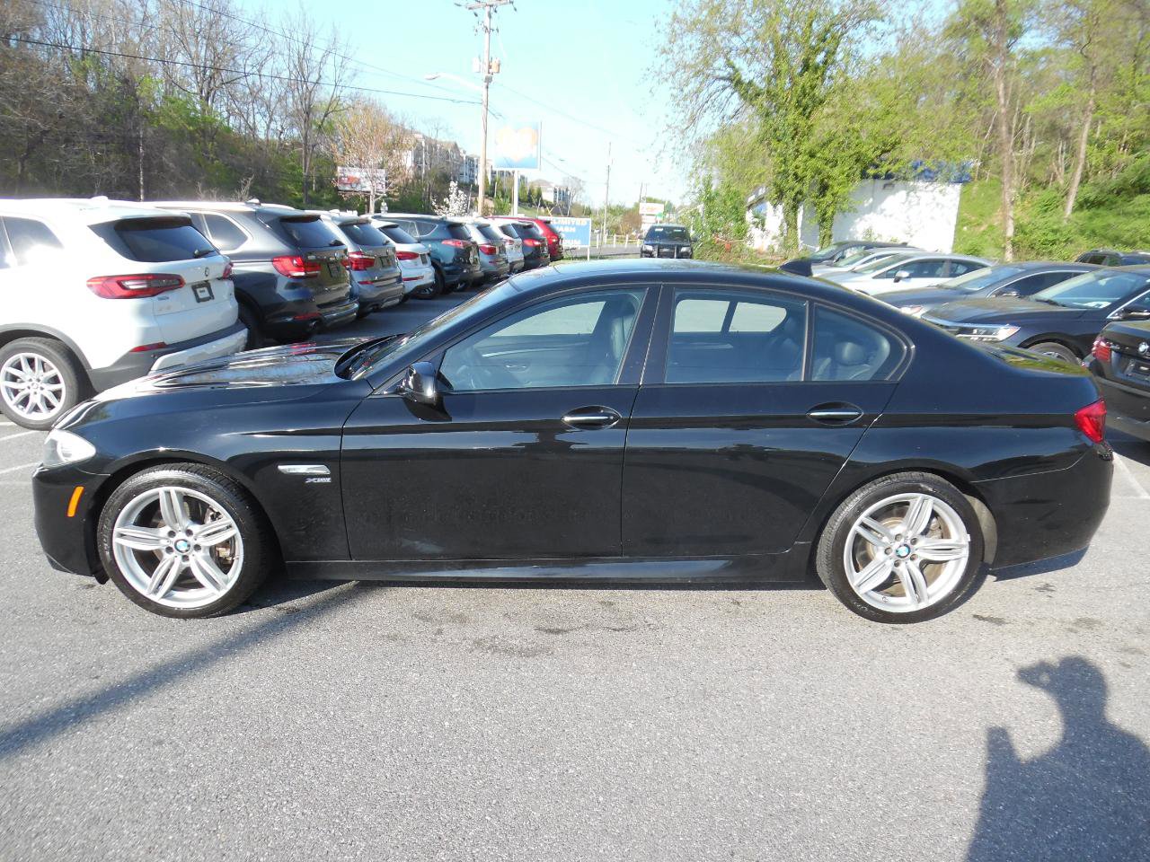 Used 2012 BMW 550i xDrive Sedan image 2