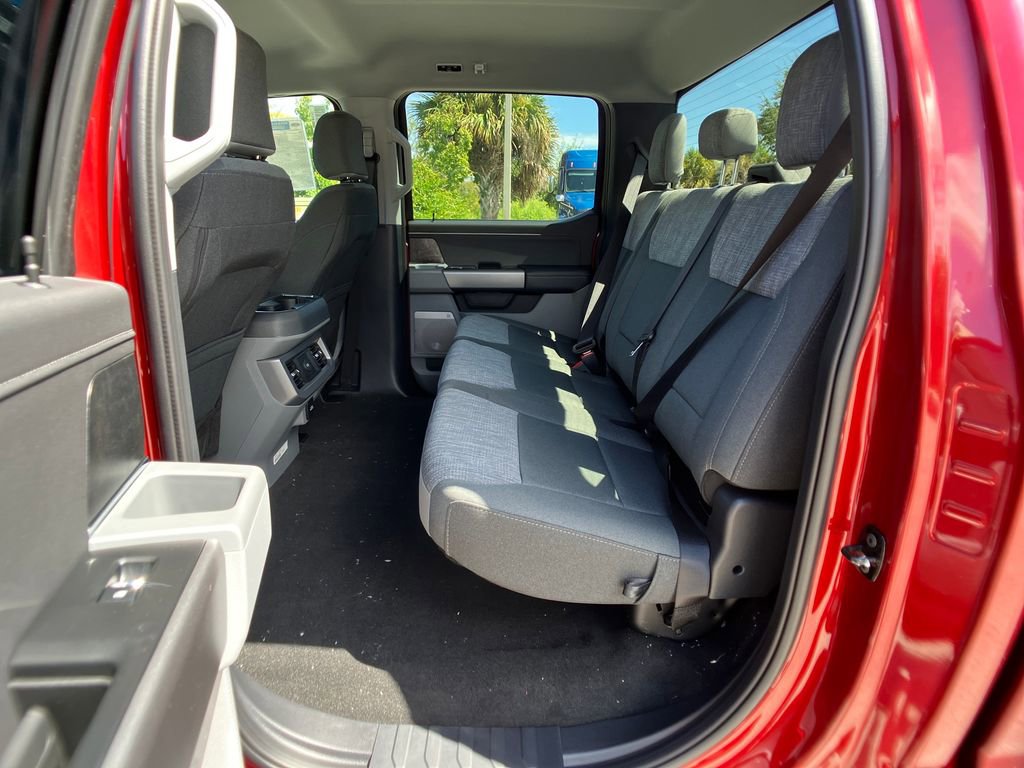 New 2026 Ford F250 XLT w/ XLT Premium Package image 29