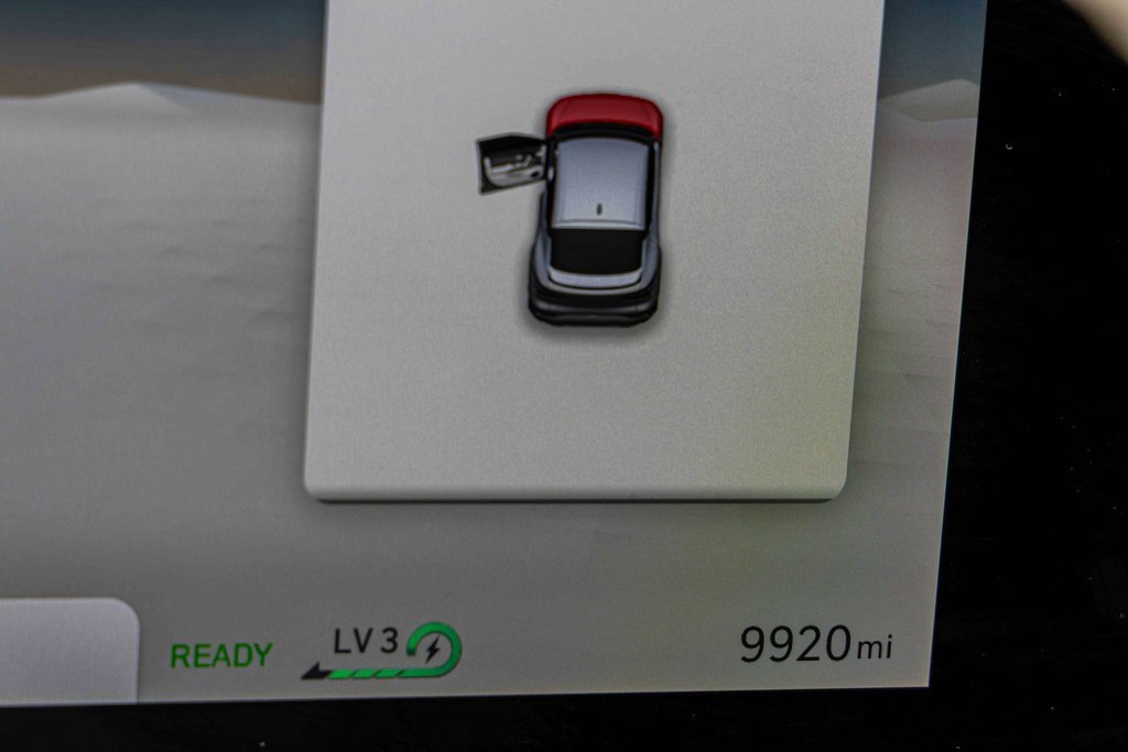 Used 2024 Genesis GV60 RWD image 8