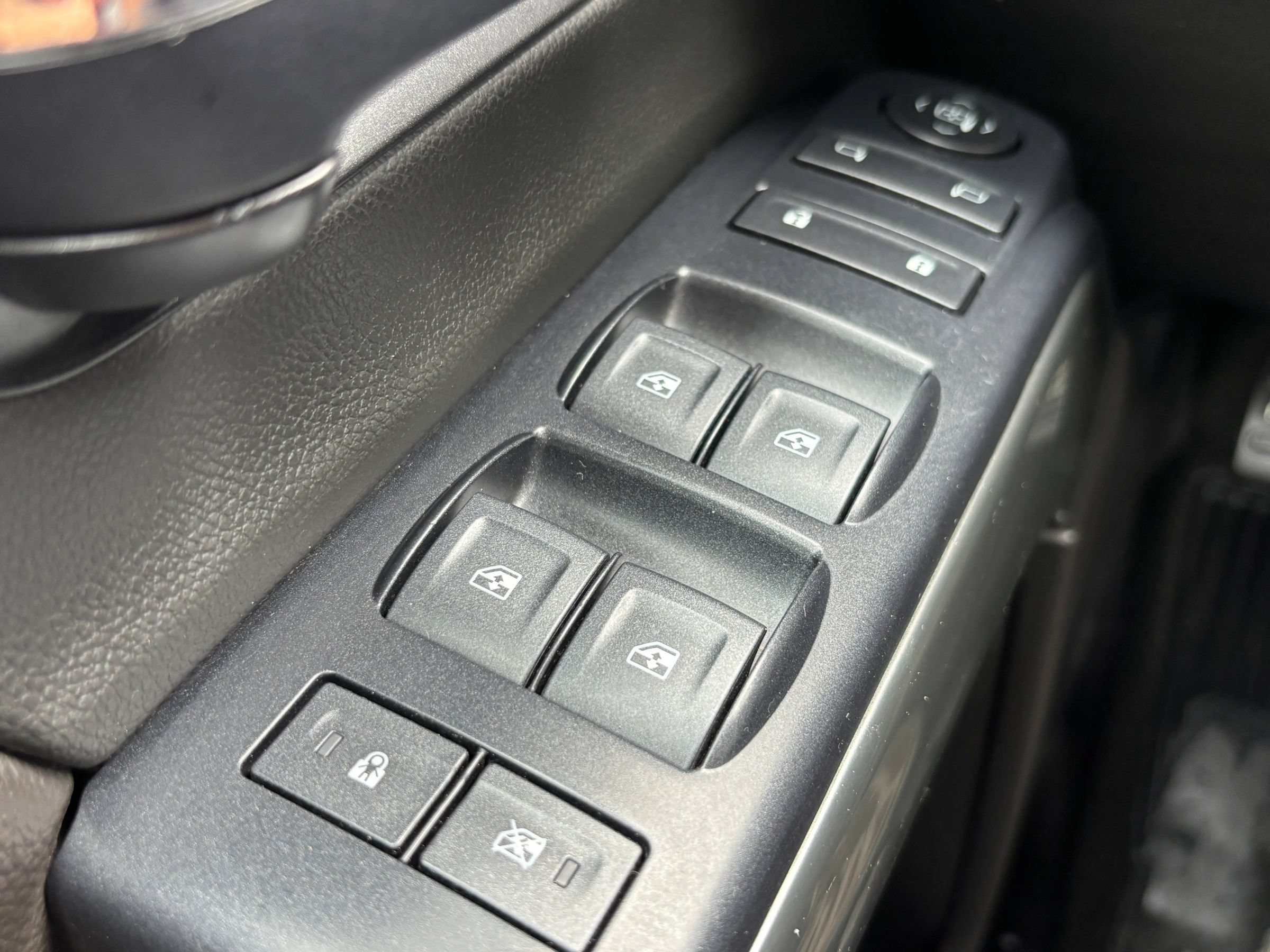 Used 2018 Chevrolet Silverado 1500 LT w/ Texas Edition RWD image 23