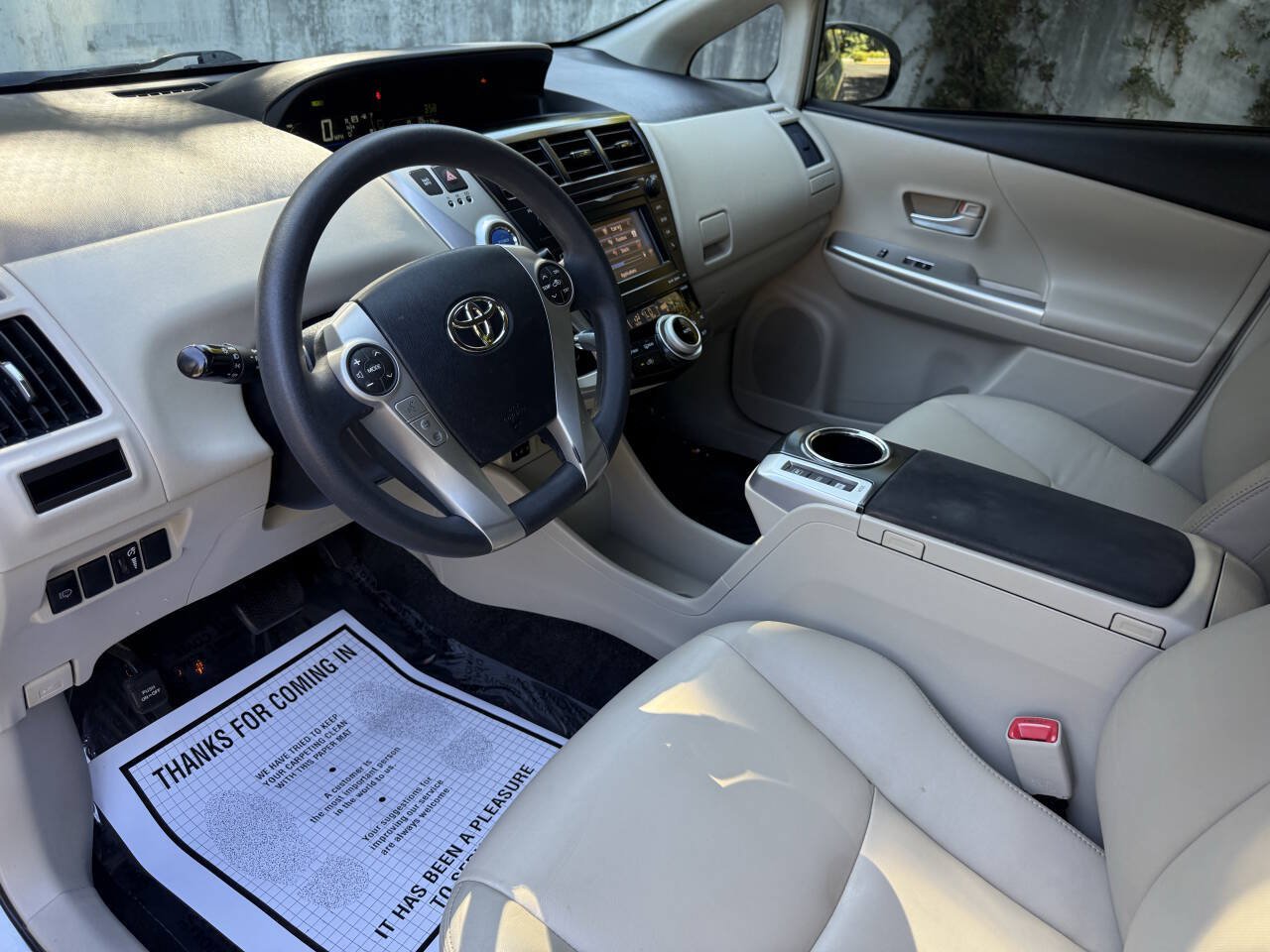 Used 2012 Toyota Prius V Five FWD image 33