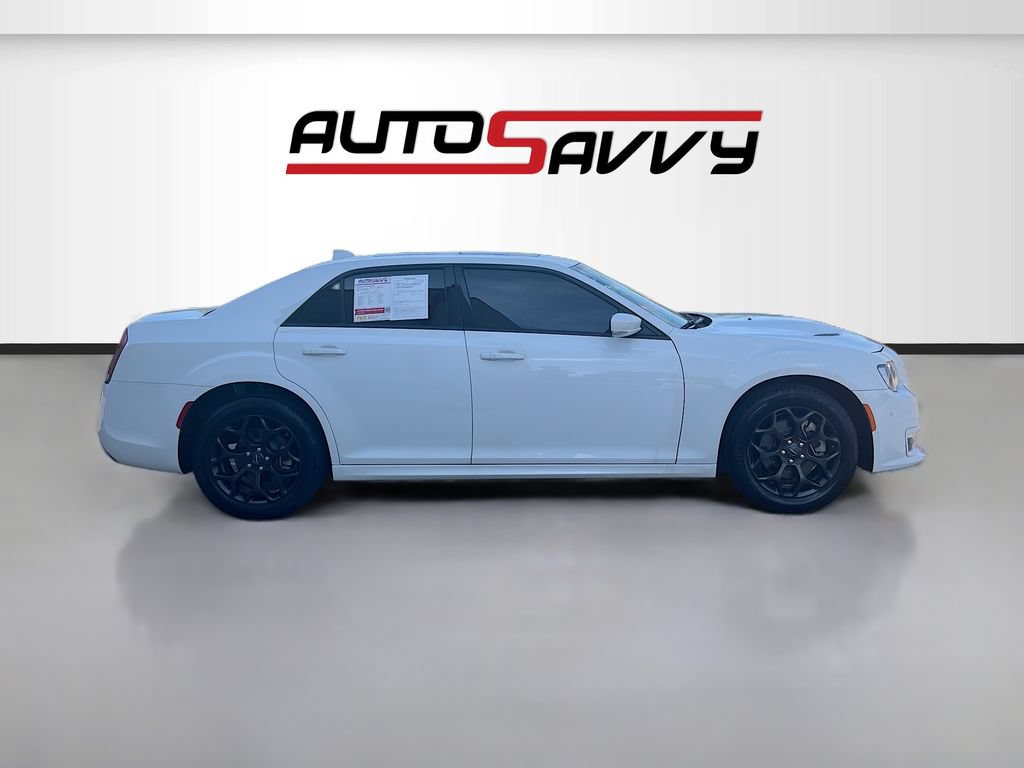 Used 2023 Chrysler 300 Touring L w/ Popular Equipment Group AWD/4WD image 8