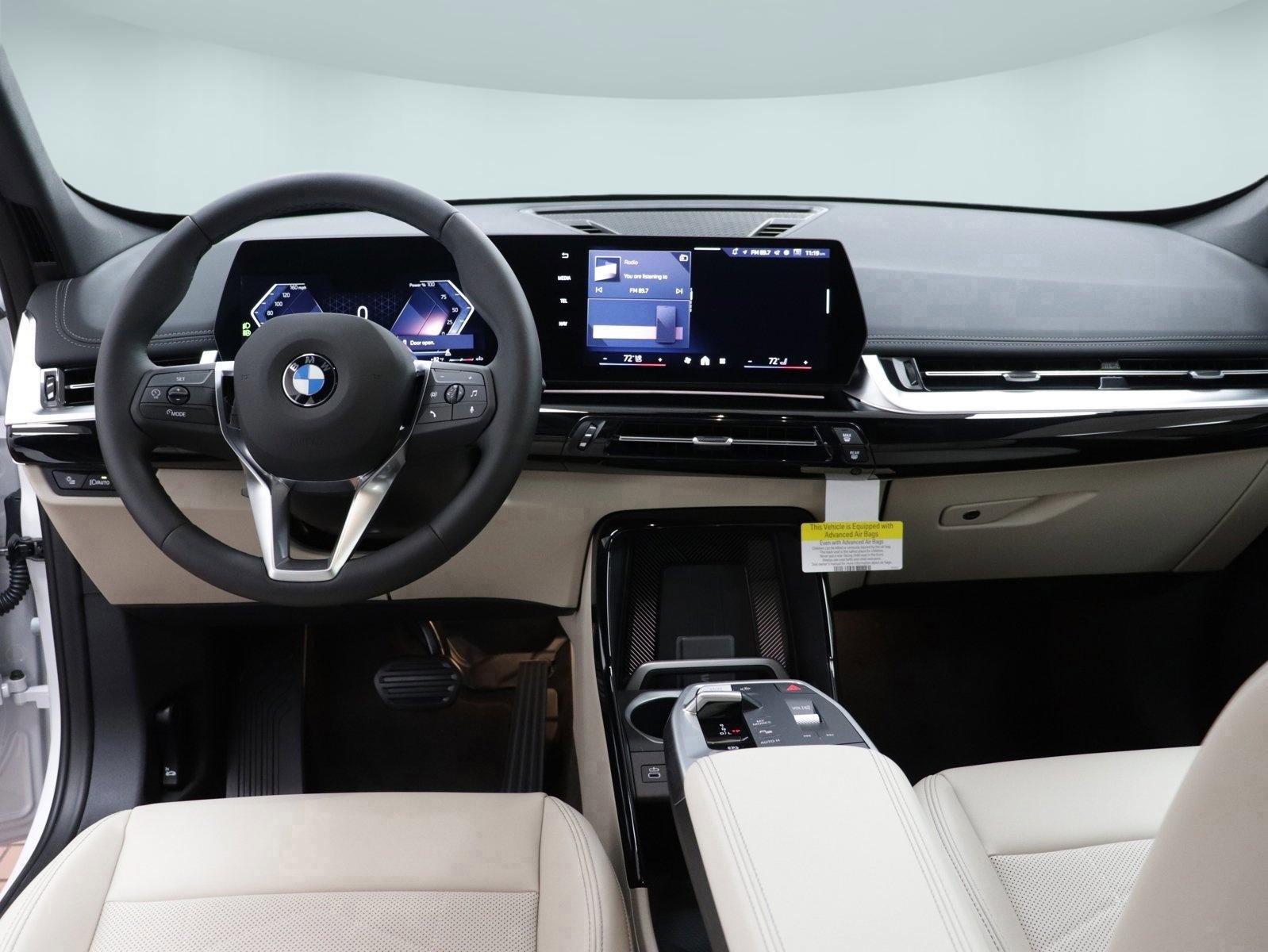 Used 2025 BMW X1 xDrive28i w/ Convenience Package image 2