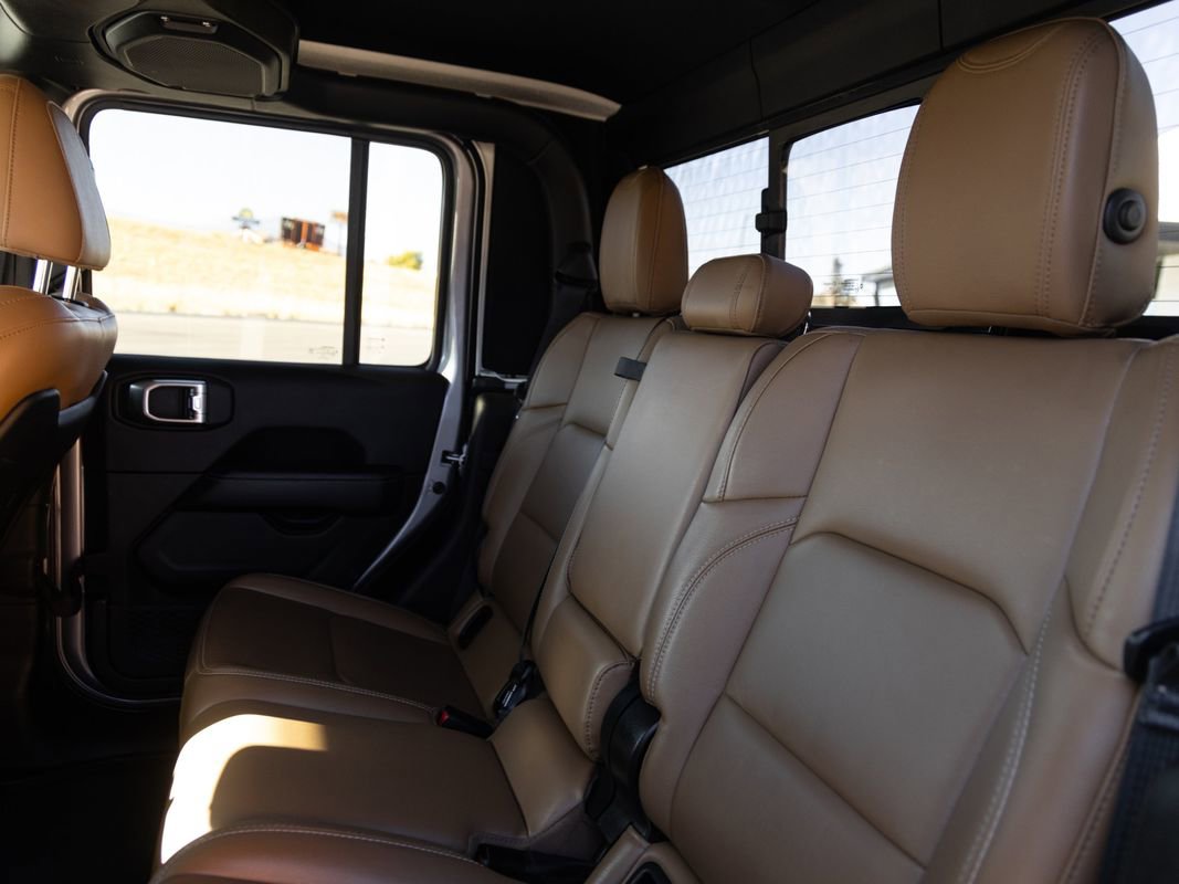 Used 2020 Jeep Gladiator Rubicon w/ Uconnect 4C Nav & Sound Group image 22