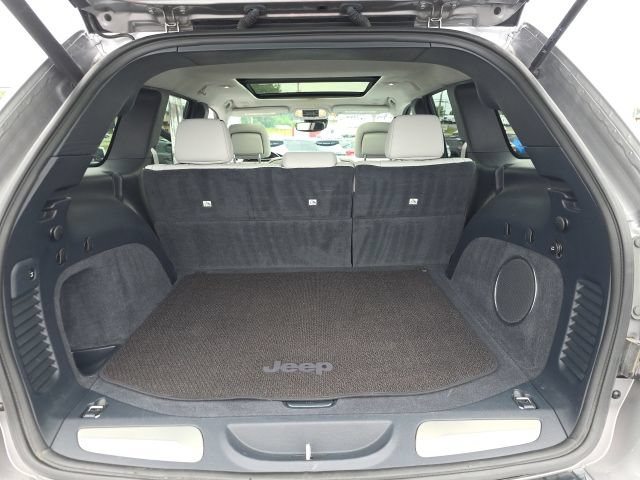Used 2020 Jeep Grand Cherokee Summit AWD/4WD image 32