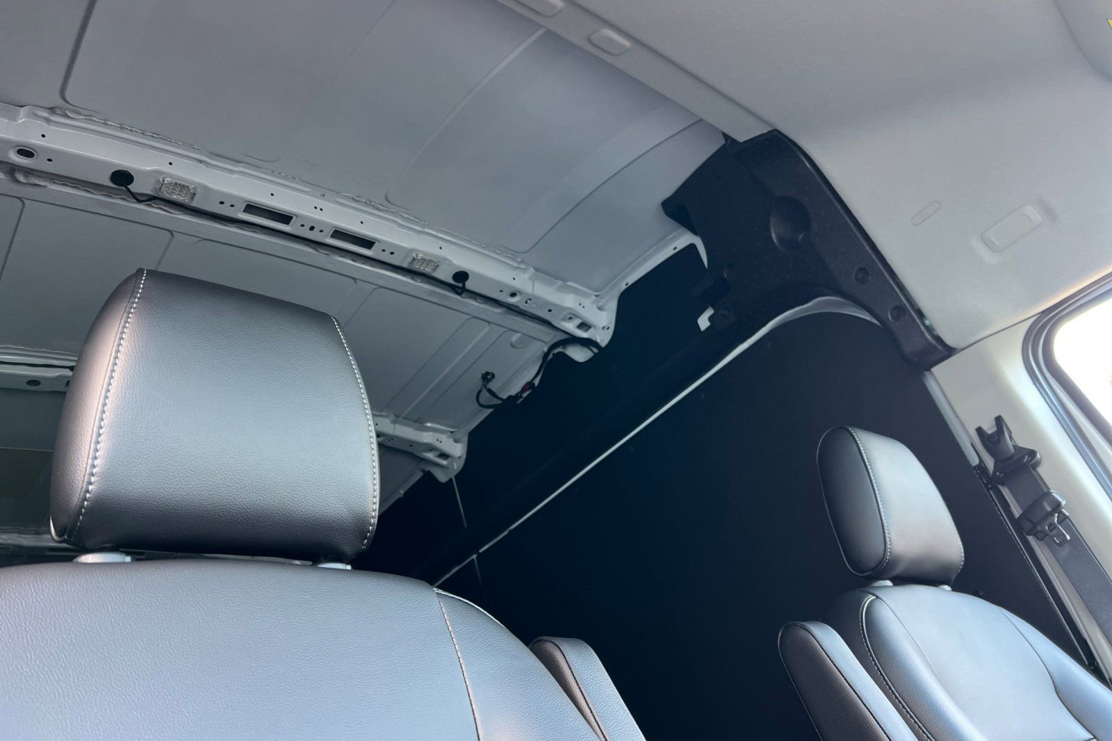 New 2026 Ford E-Transit 148 High Roof Extended w/ Load Area Protection Package image 17