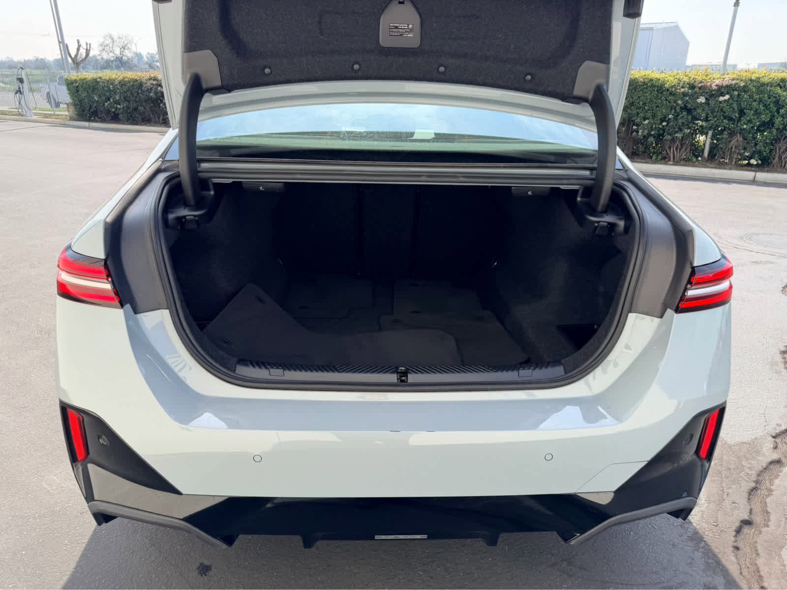 Used 2026 BMW 530i xDrive image 5