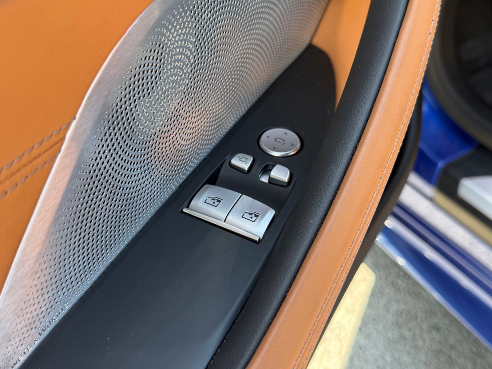 Used 2024 BMW M850i xDrive Coupe w/ M Carbon Exterior Package image 24