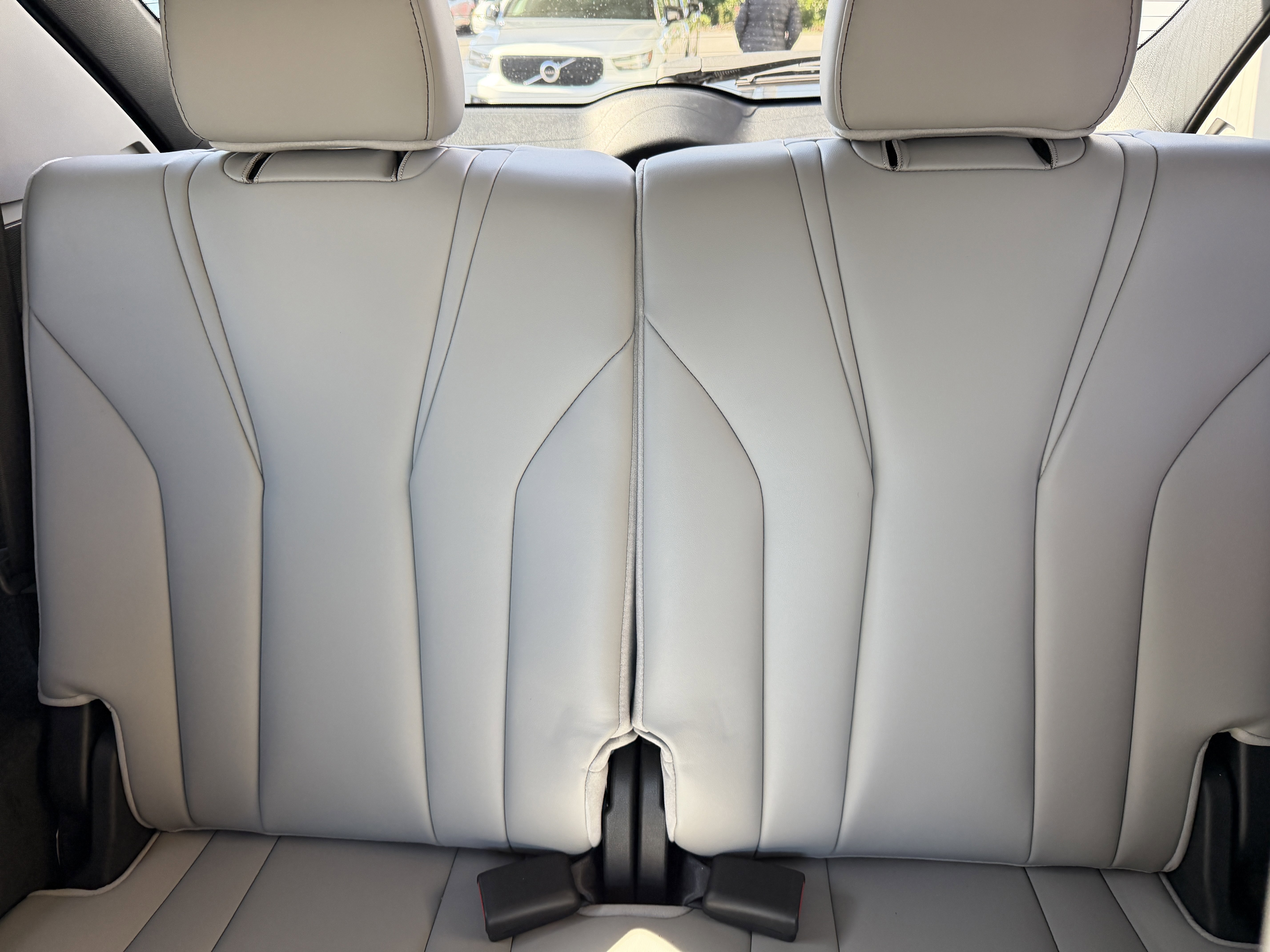 Used 2023 Acura MDX FWD w/ Technology Package image 18