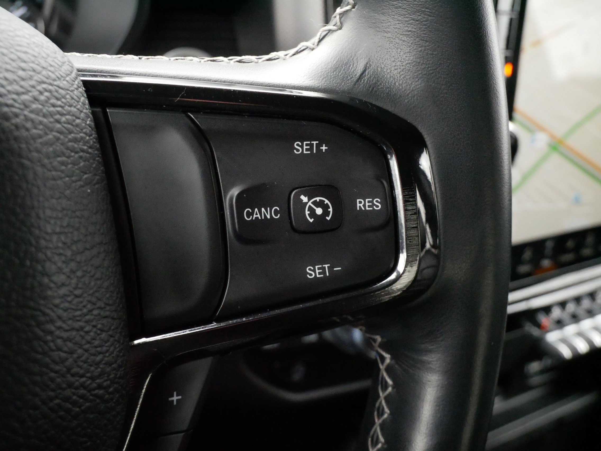 Used 2022 RAM 1500 Limited w/ Body Color Bumper Group image 25