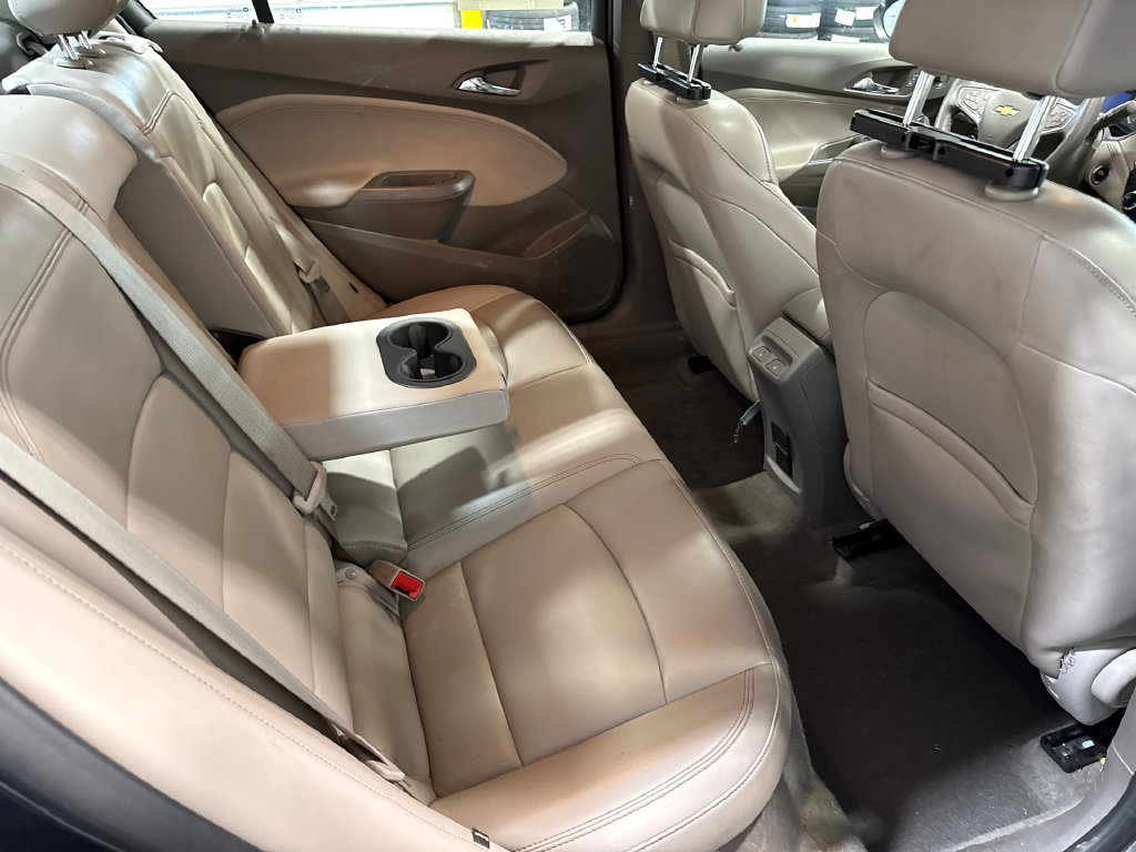 Used 2017 Chevrolet Cruze Premier FWD image 15