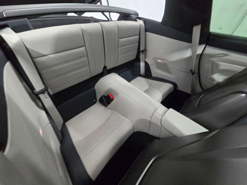 Certified 2025 Porsche 911 Targa 4 GTS AWD/4WD image 19