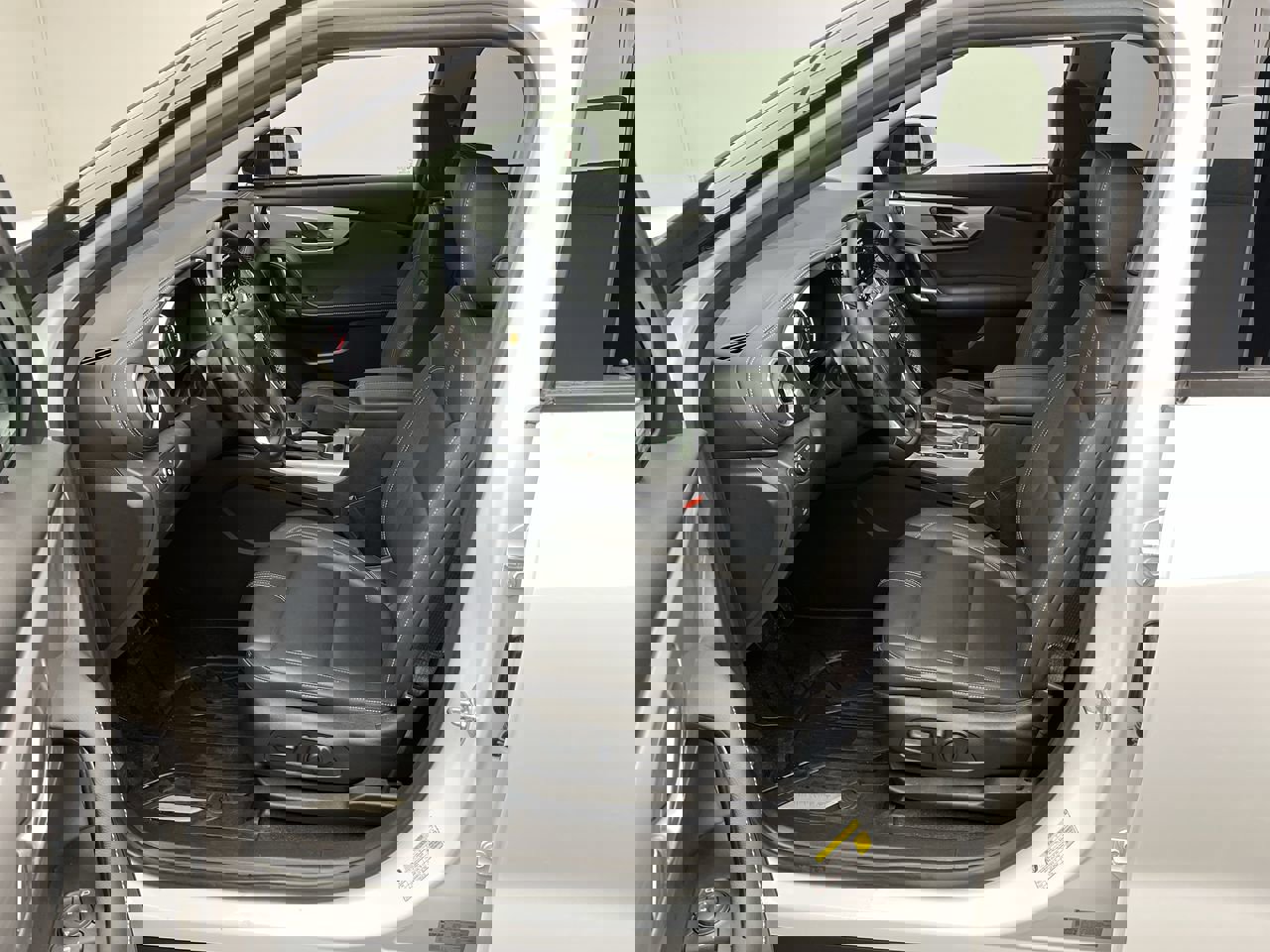 Certified 2024 Chevrolet Blazer LT w/ Sound & Technology Package image 3