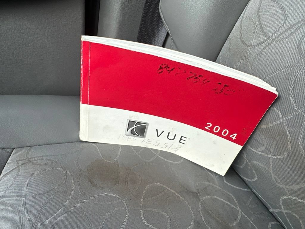 Used 2004 Saturn Vue AWD V6 image 39