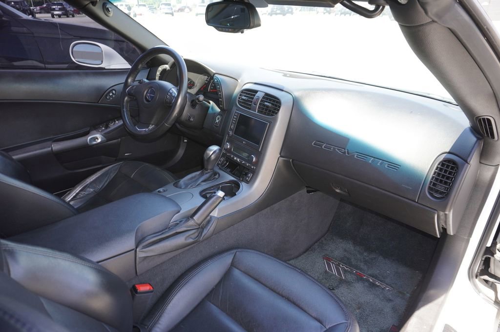 Used 2013 Chevrolet Corvette Grand Sport w/ 3LT Preferred Equipment Group RWD image 7