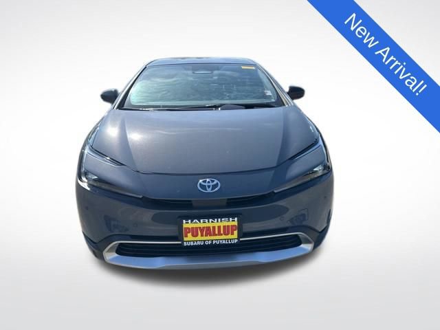 Used 2025 Toyota Prius Plug-In Hybrid FWD image 2