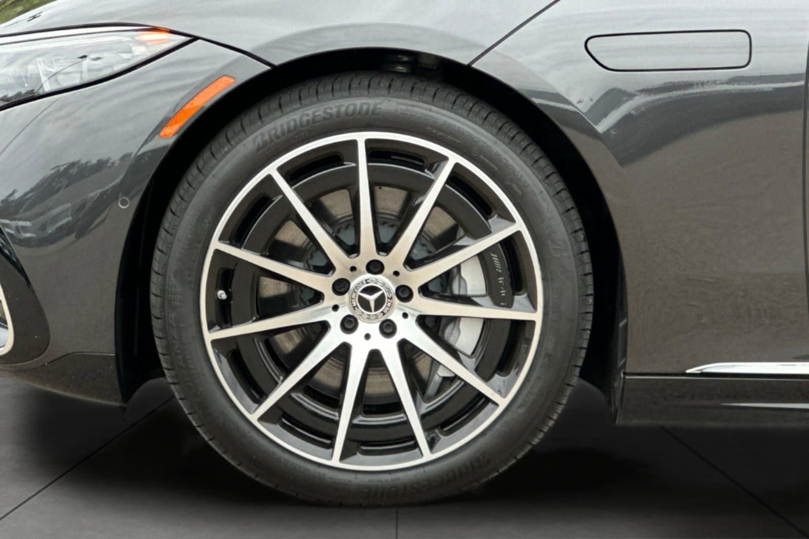 Certified 2023 Mercedes-Benz EQS 580 4MATIC Sedan image 4