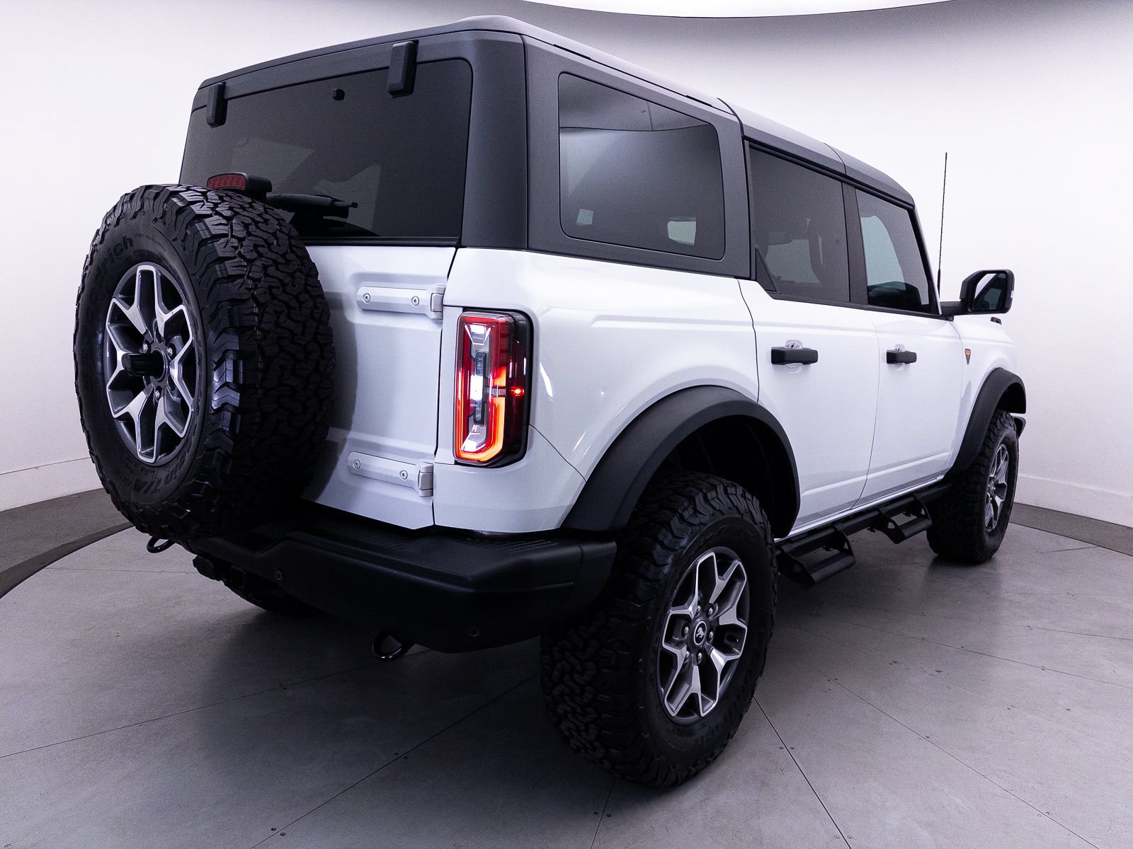 Used 2023 Ford Bronco Badlands AWD/4WD image 21