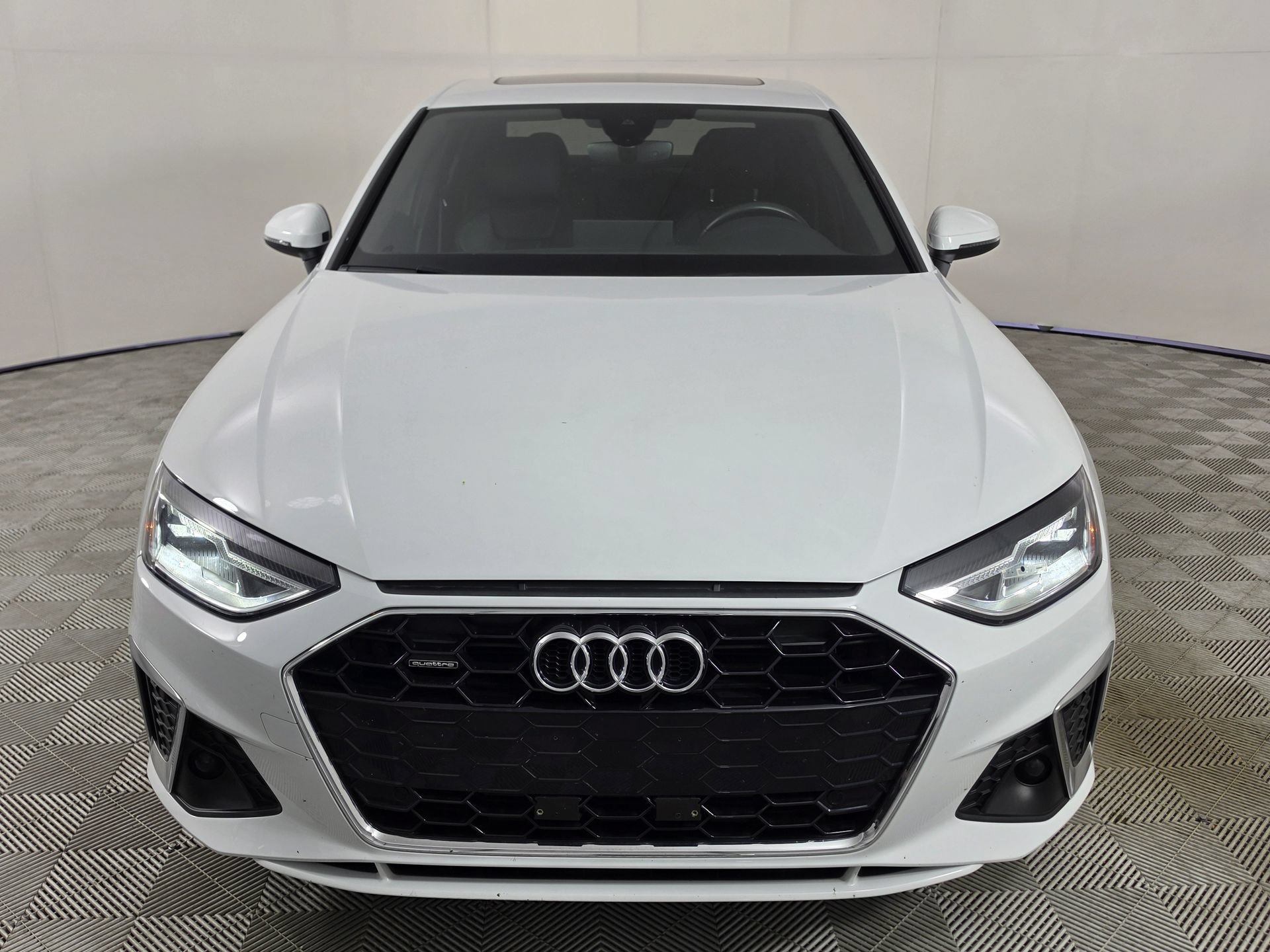 Used 2021 Audi A4 2.0T Premium w/ Convenience Package AWD/4WD image 2