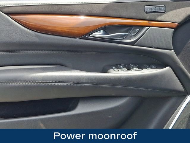 Used 2019 Cadillac Escalade Luxury AWD/4WD image 21