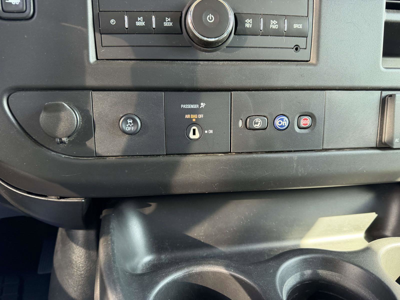 Used 2019 Chevrolet Express 2500 w/ Driver Convenience Package RWD image 26