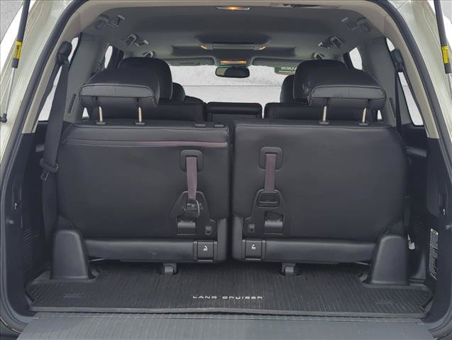 Used 2014 Toyota Land Cruiser AWD/4WD image 7