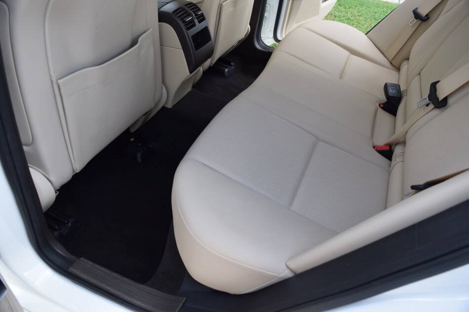 Used 2014 Mercedes-Benz GLK 250 BlueTEC 4MATIC image 43