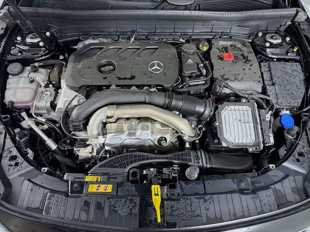Used 2025 Mercedes-Benz GLB 250 GLB 250 image 28