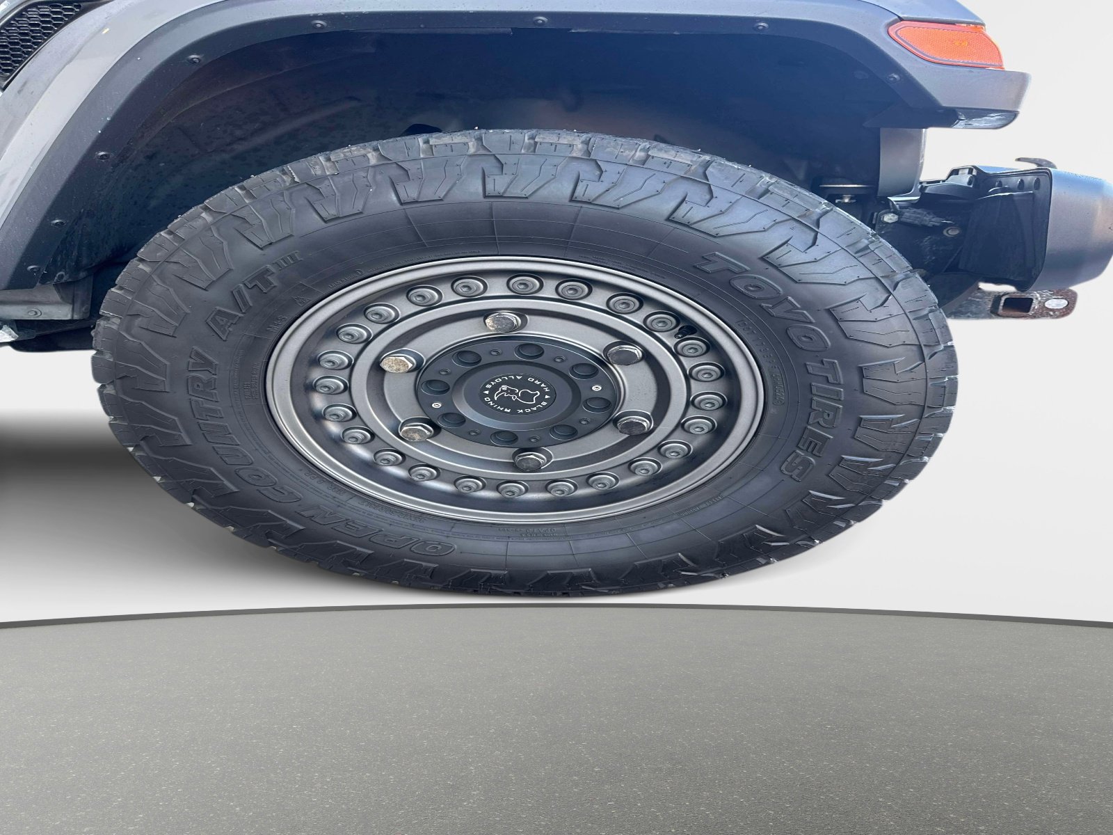 Used 2020 Jeep Gladiator Sport w/ Quick Order Package 24S image 8