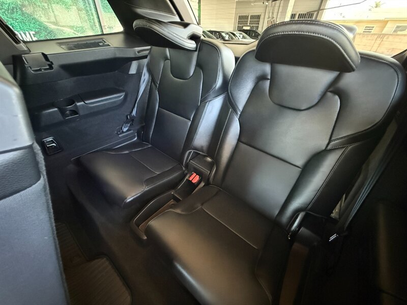 Used 2020 Volvo XC90 T5 Momentum w/ Protection Package AWD/4WD image 29