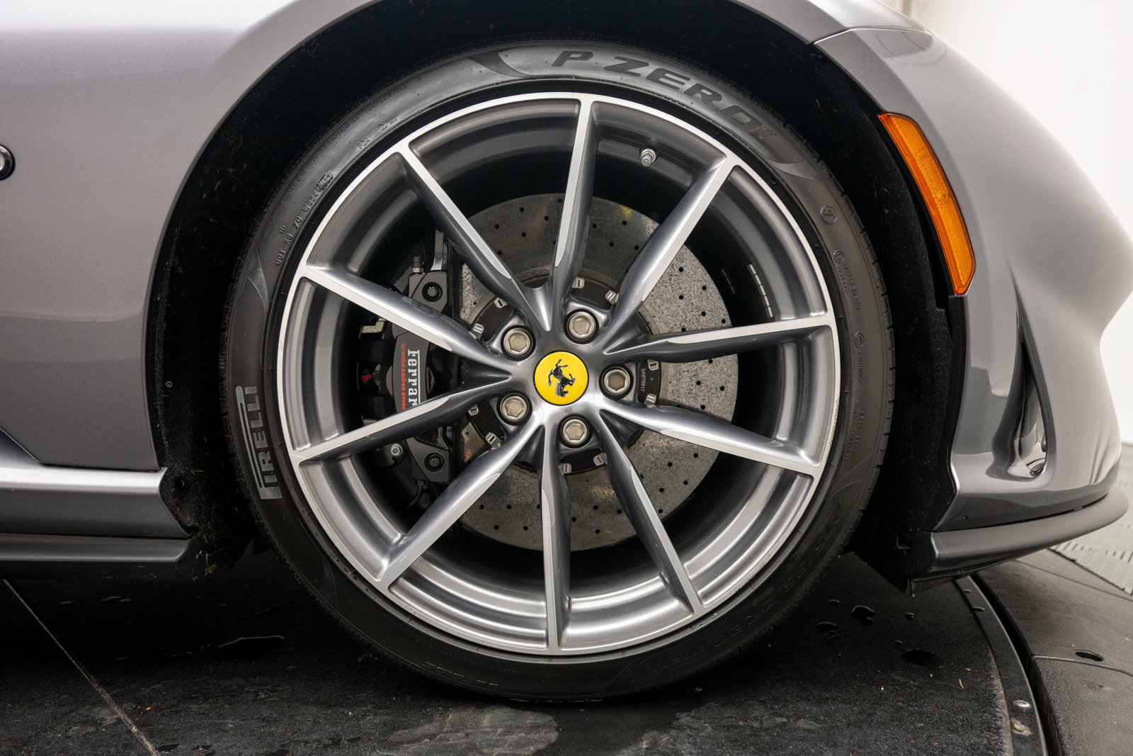 Used 2022 Ferrari 812 GTS RWD image 41