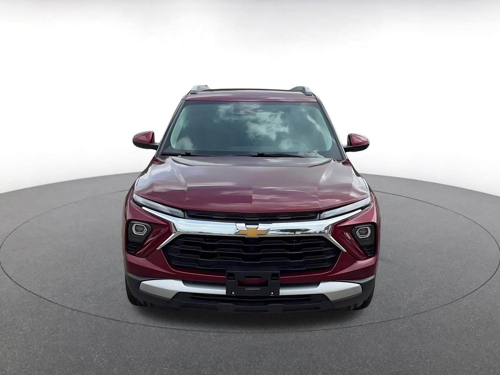 Used 2025 Chevrolet TrailBlazer LT image 4