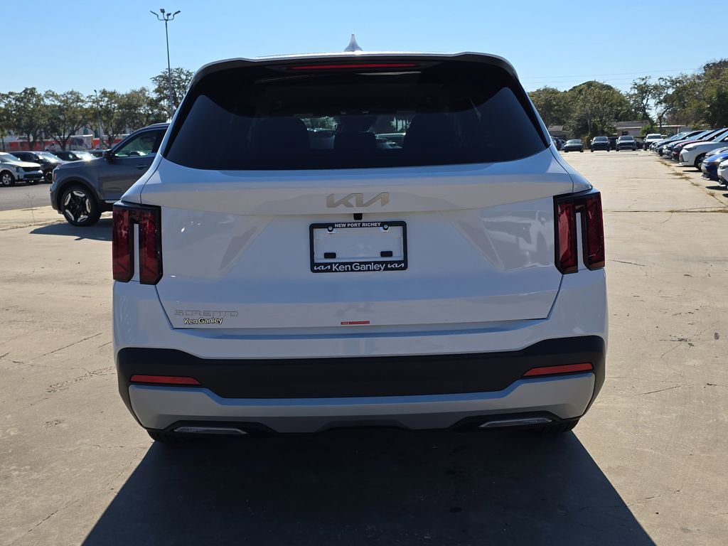 New 2026 Kia Sorento LX image 7