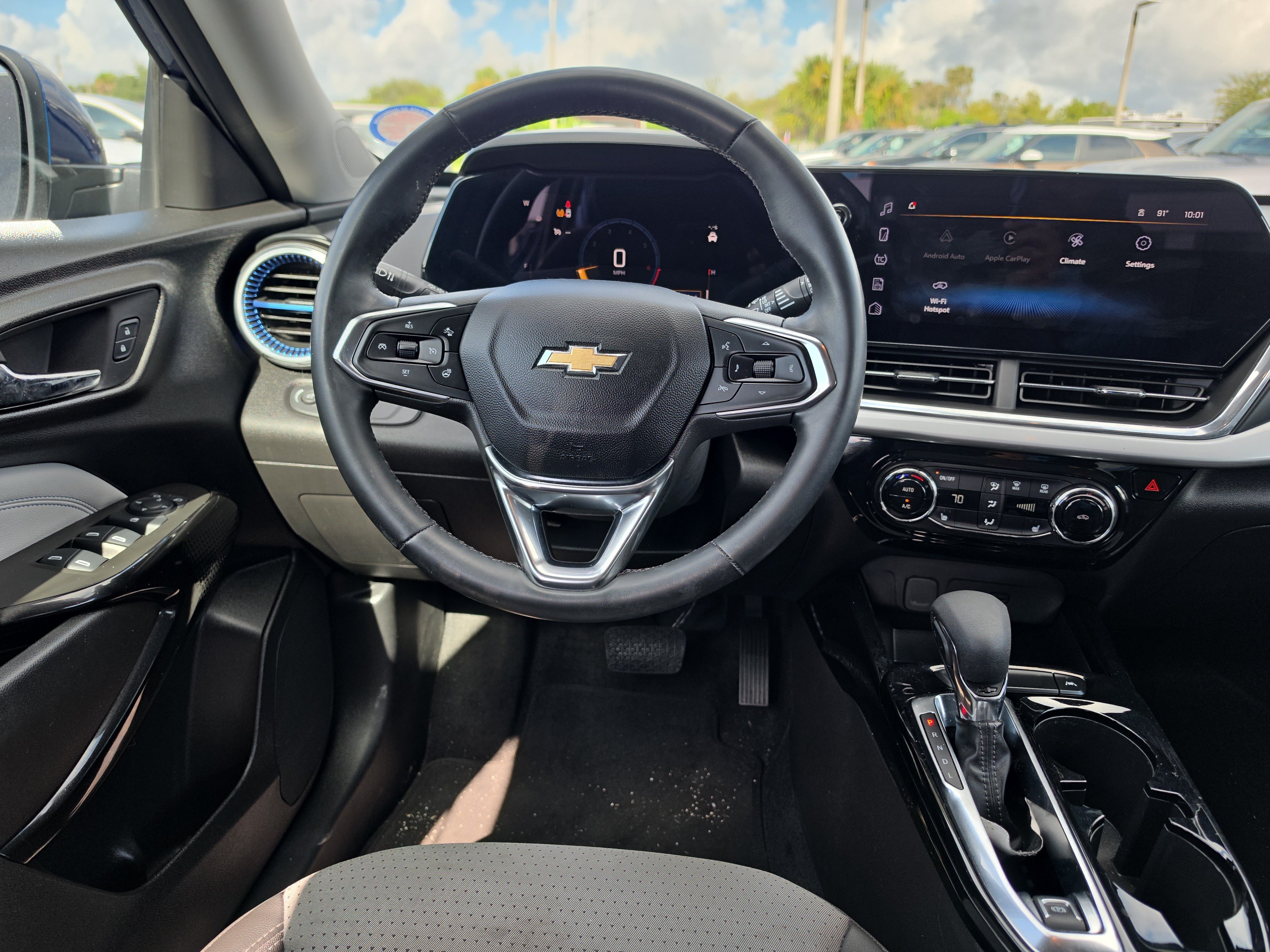 Certified 2024 Chevrolet Trax LT w/ Driver Confidence Package FWD image 9