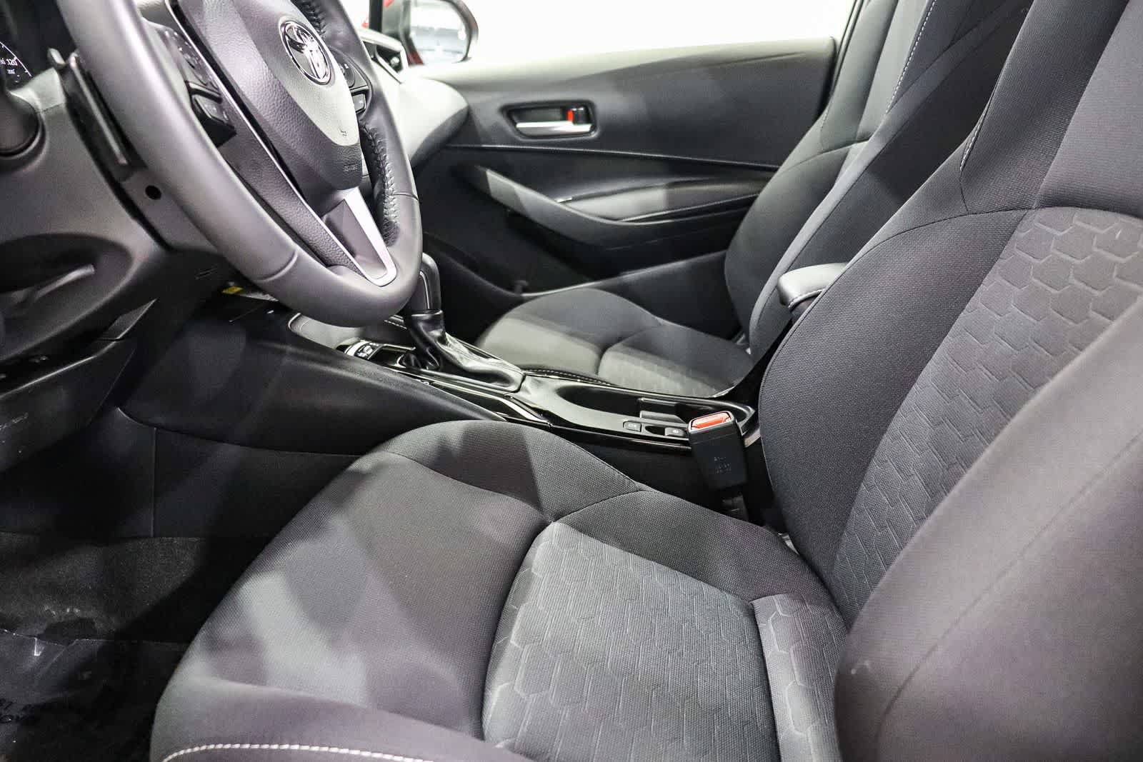 Used 2024 Toyota Corolla SE w/ SE Package FWD image 17