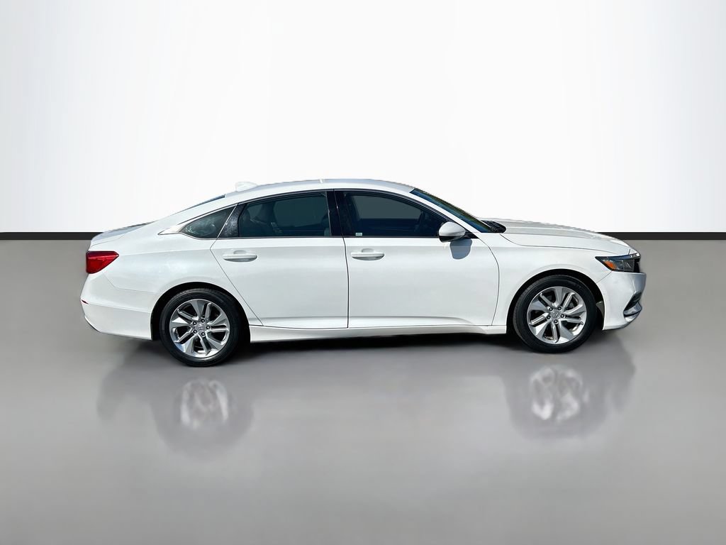 Used 2018 Honda Accord LX image 4
