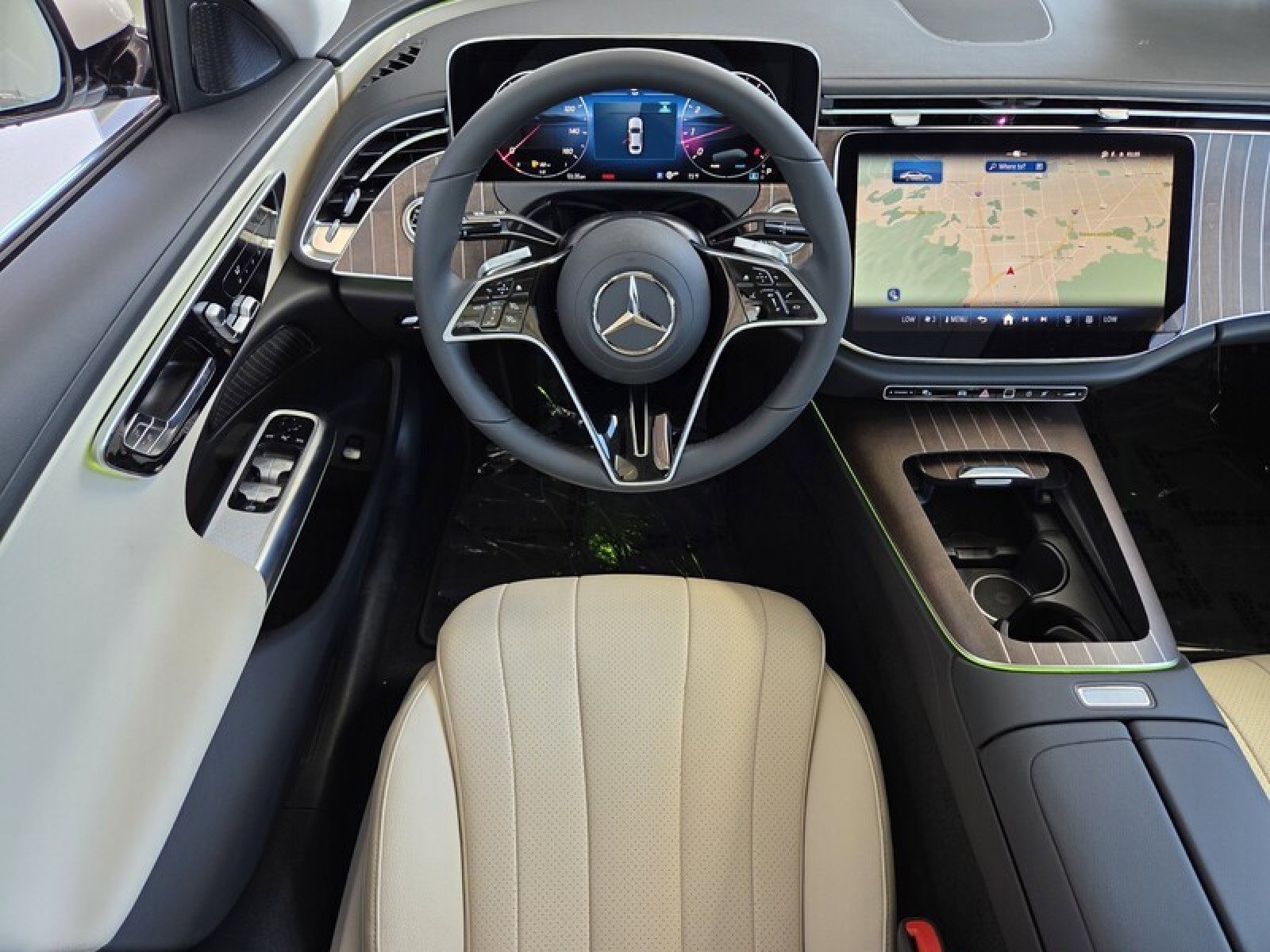 New 2026 Mercedes-Benz E 350 4MATIC Sedan image 14