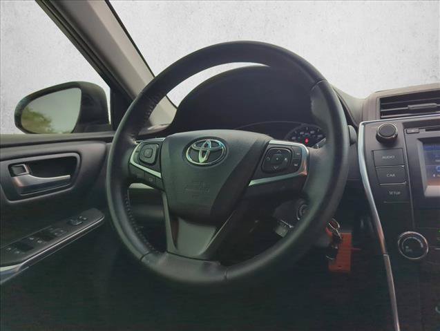 Used 2016 Toyota Camry SE w/ Moonroof Package FWD image 28