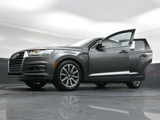 Used 2018 Audi Q7 3.0T Prestige AWD/4WD image 48