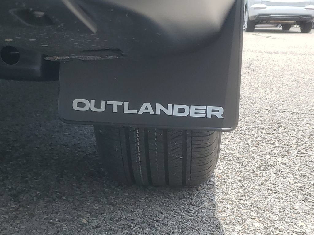 New 2026 Mitsubishi Outlander AWD image 38