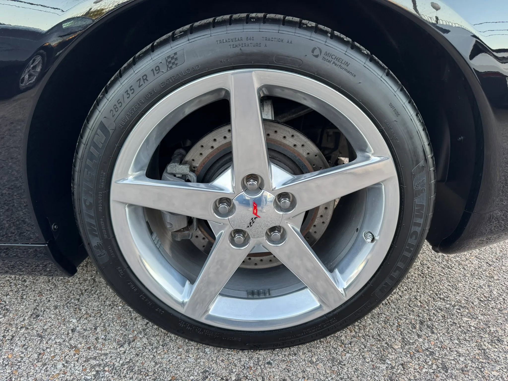 Used 2005 Chevrolet Corvette Convertible 2D w/ Preferred Equipment Group RWD image 16