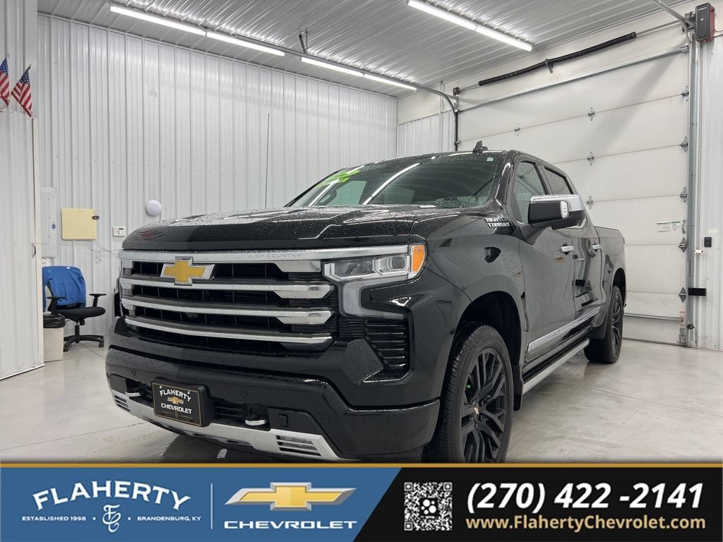 Used 2025 Chevrolet Silverado 1500 High Country AWD/4WD image 6