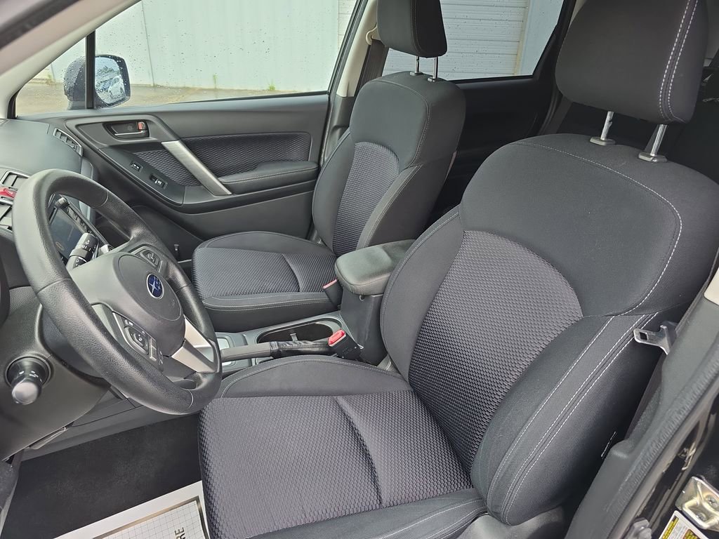 Used 2018 Subaru Forester 2.5i Premium w/ Protection Package #1 AWD/4WD image 12