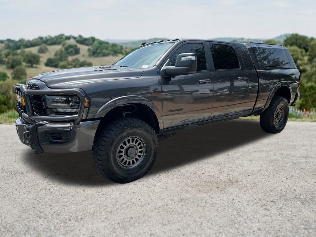 Used 2024 RAM 3500 Limited AWD/4WD image 3