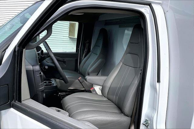 New 2025 Chevrolet Express 3500 w/ Power Convenience Package RWD image 12