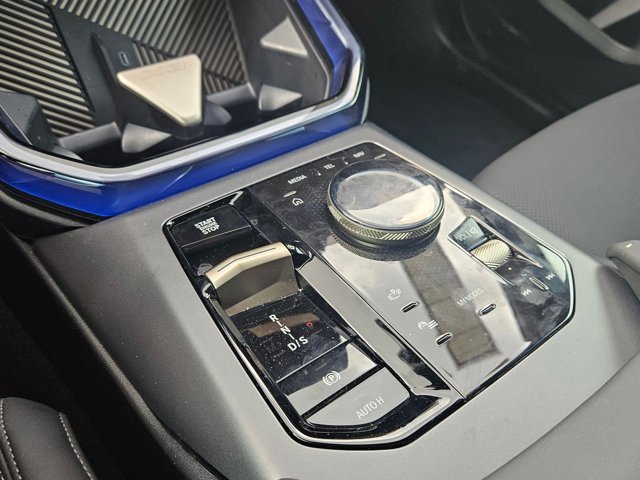 Certified 2025 BMW X3 xDrive30i w/ Premium Package image 17