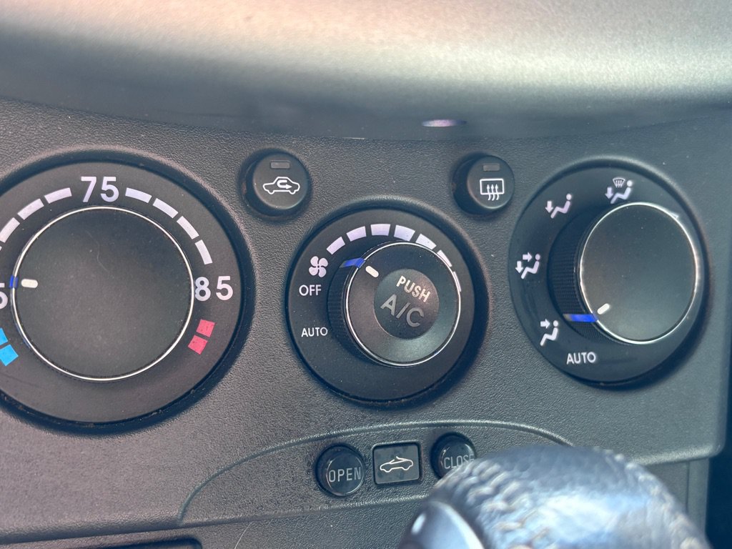 Used 2007 Mitsubishi Eclipse GT FWD image 11