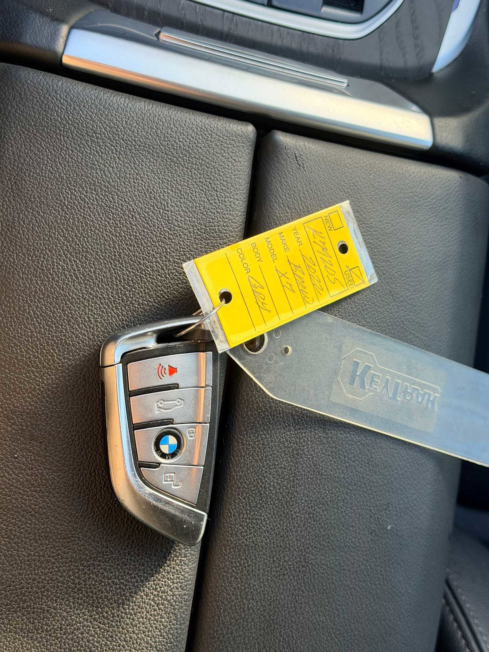 Used 2022 BMW X7 xDrive40i w/ Executive Package image 36